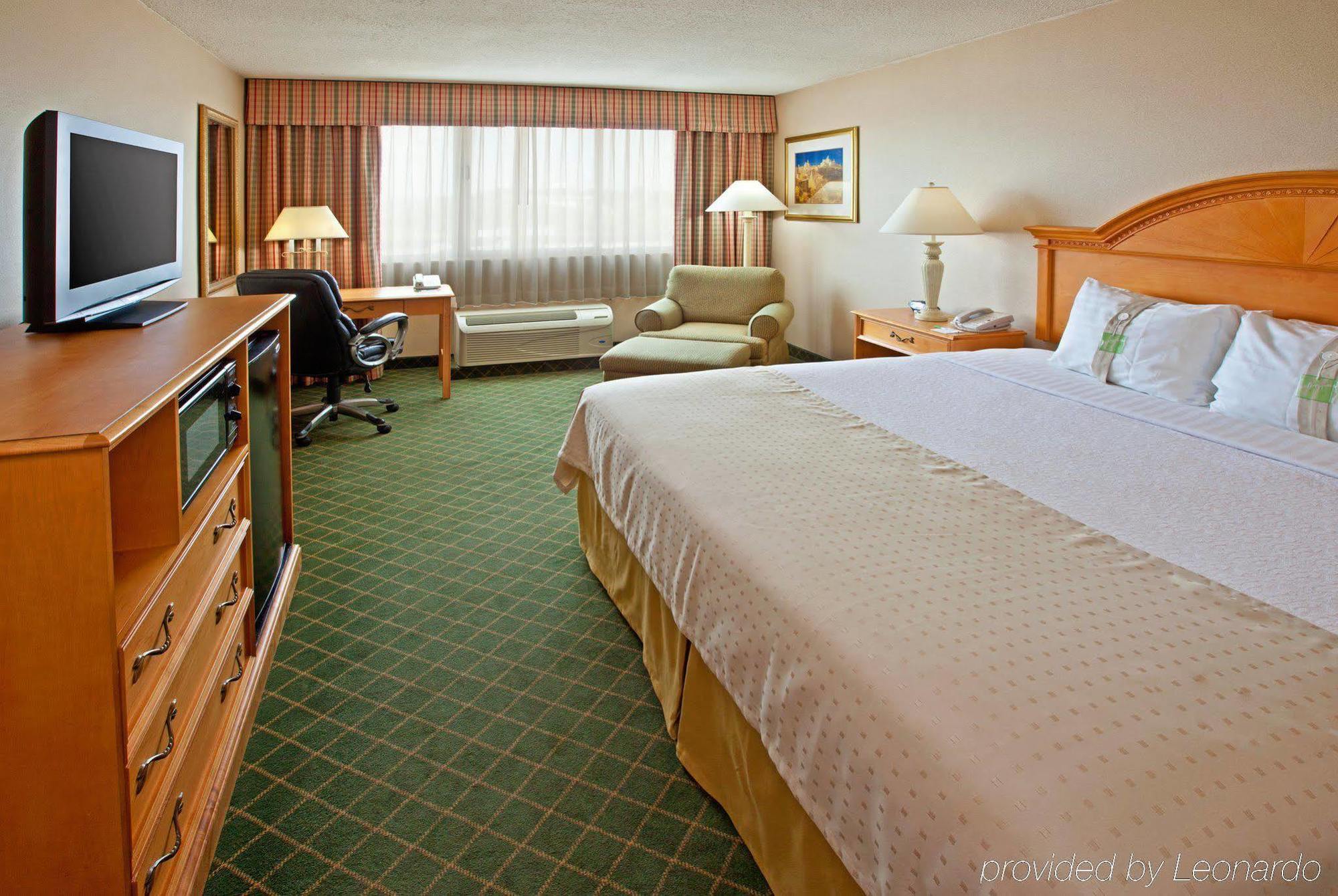 Holiday Inn - Terre Haute, An Ihg Hotel Bagian luar foto